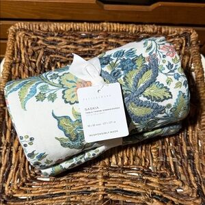 Pottery Barn Saskia Embroidered Table Throw with Blue and Green Floral Design BN
